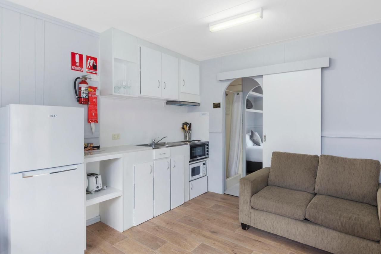Wairo Beach Holiday Park Tabourie Lake Buitenkant foto