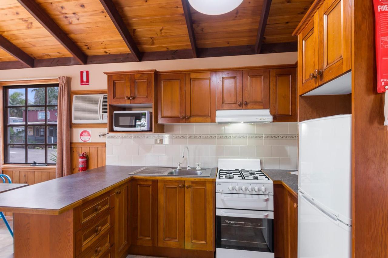 Wairo Beach Holiday Park Tabourie Lake Buitenkant foto