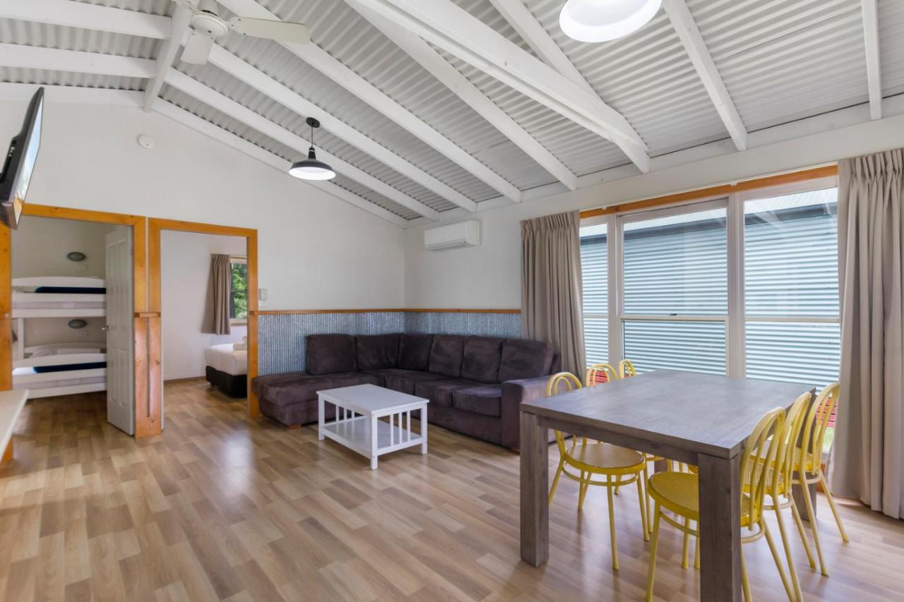 Wairo Beach Holiday Park Tabourie Lake Buitenkant foto