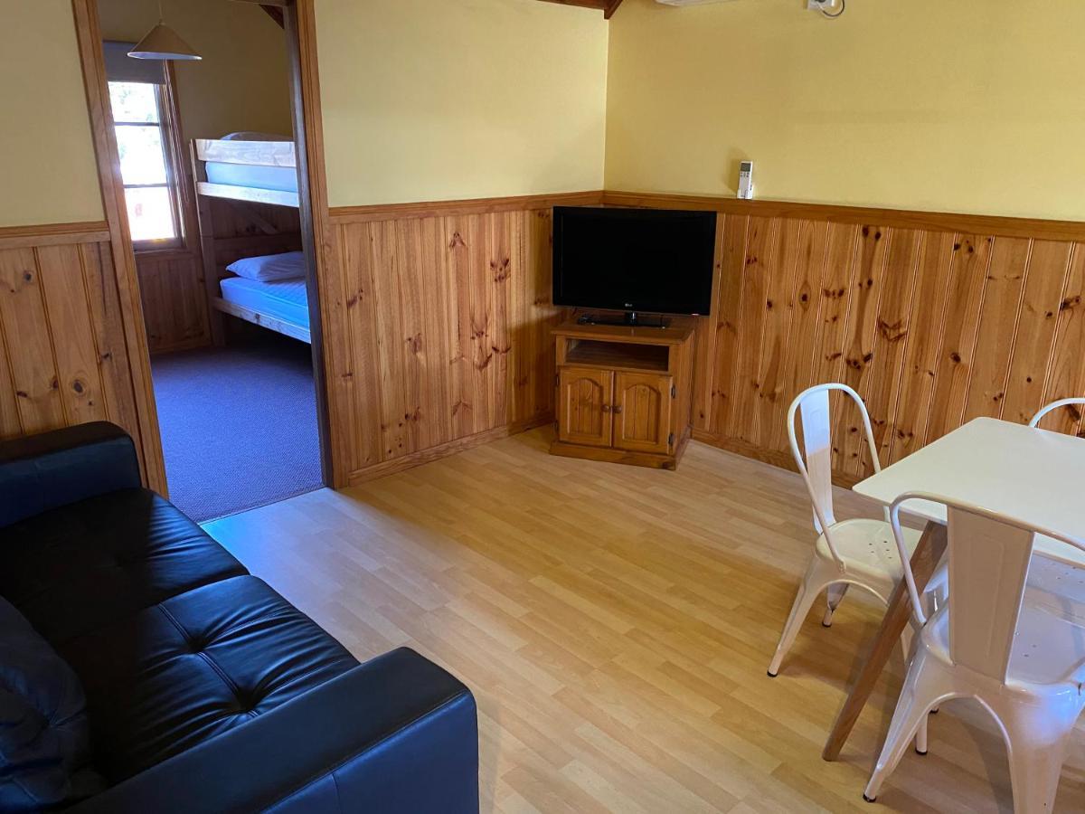 Wairo Beach Holiday Park Tabourie Lake Buitenkant foto